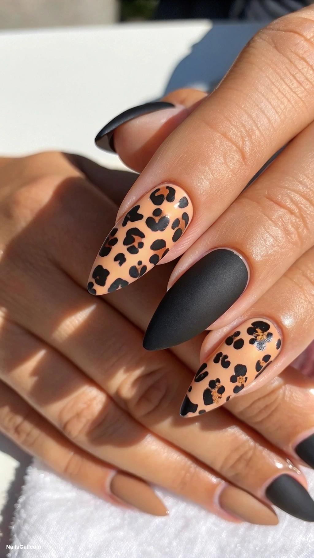 cheetah print nails Matte cheetah print with glossy tips