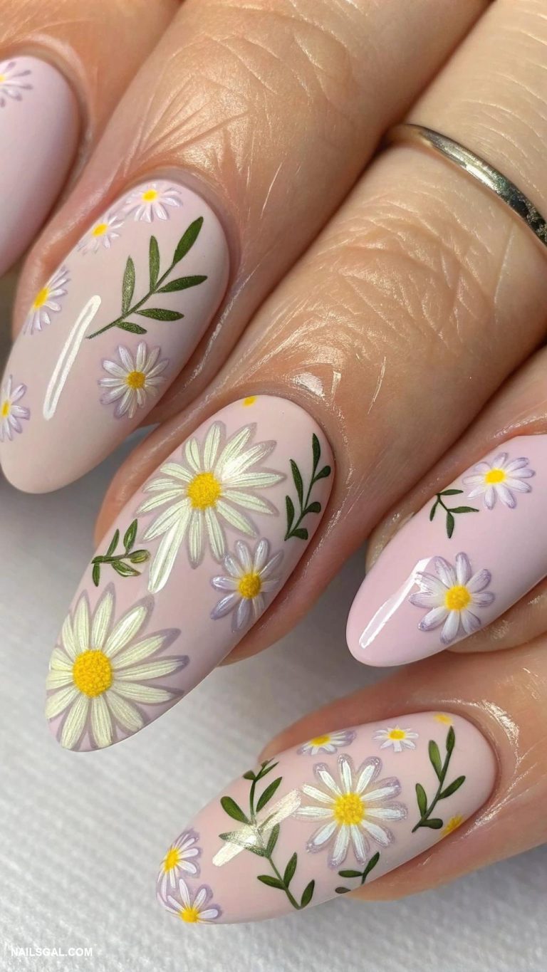 daisy nails Vintage floral with pastel daisy designs