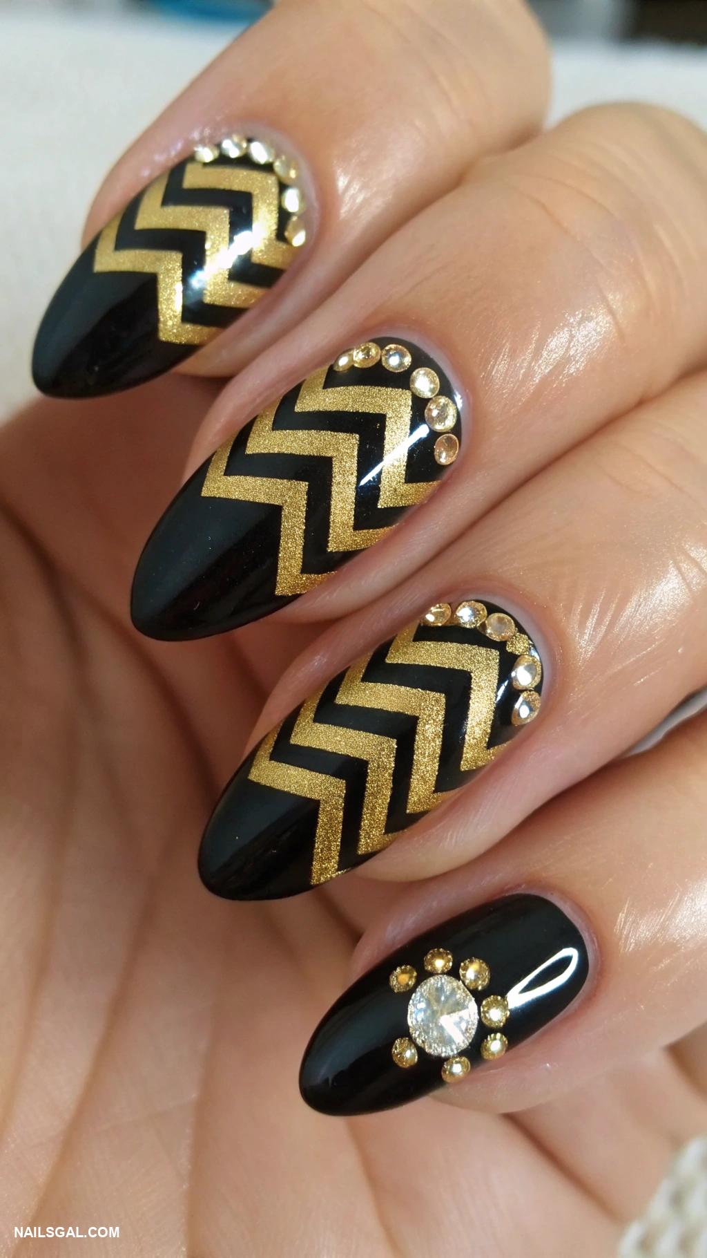 witchy nails Gold and black chevron patterns