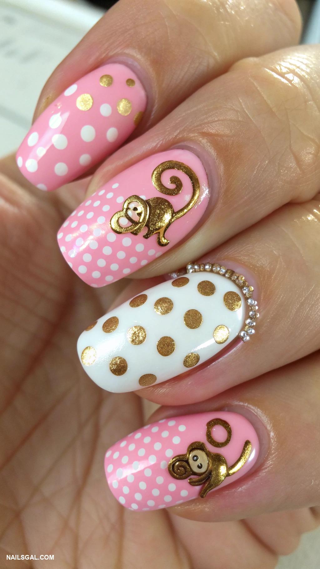 monkey nails Polka dot nails with monkey tail details
