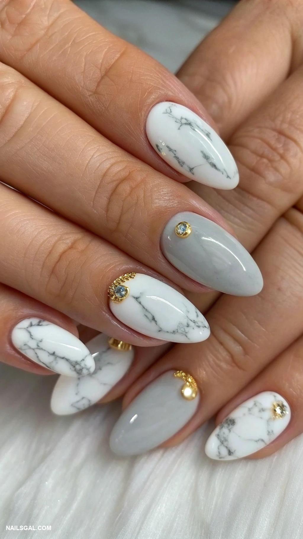 bride nails Chic marble design in white and grey