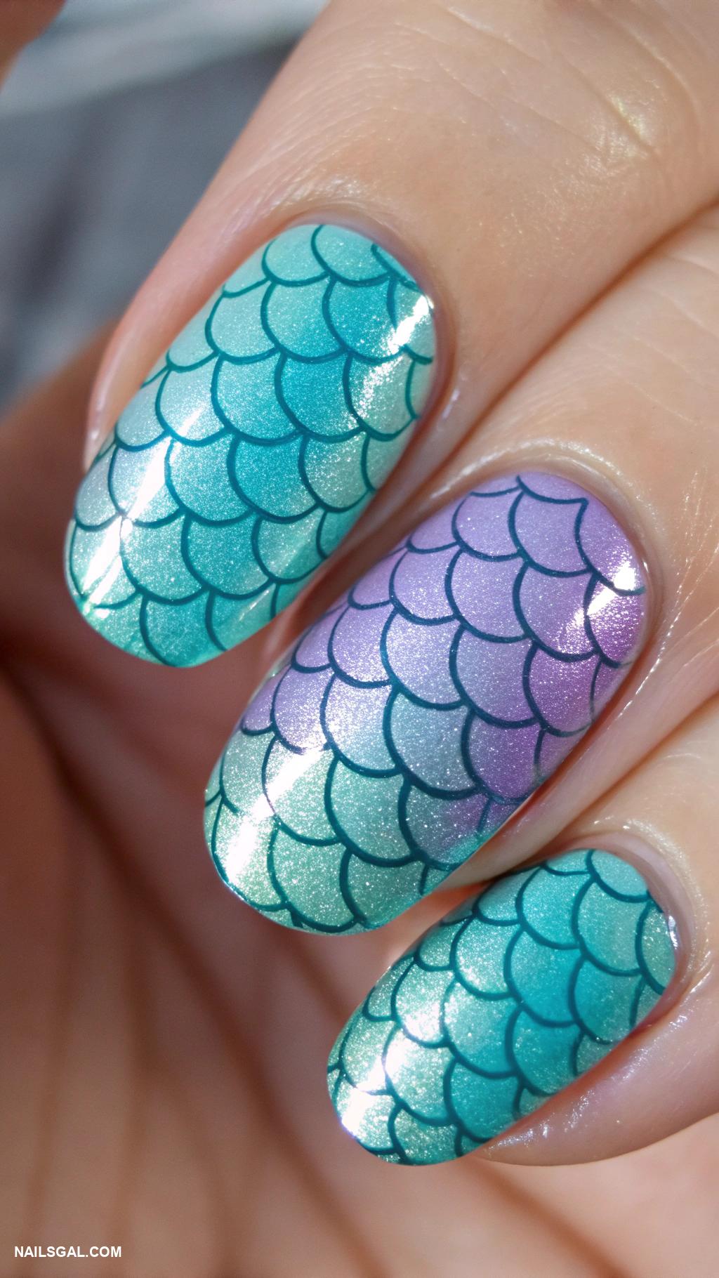 aqua nails Mermaid scale pattern using iridescent polish