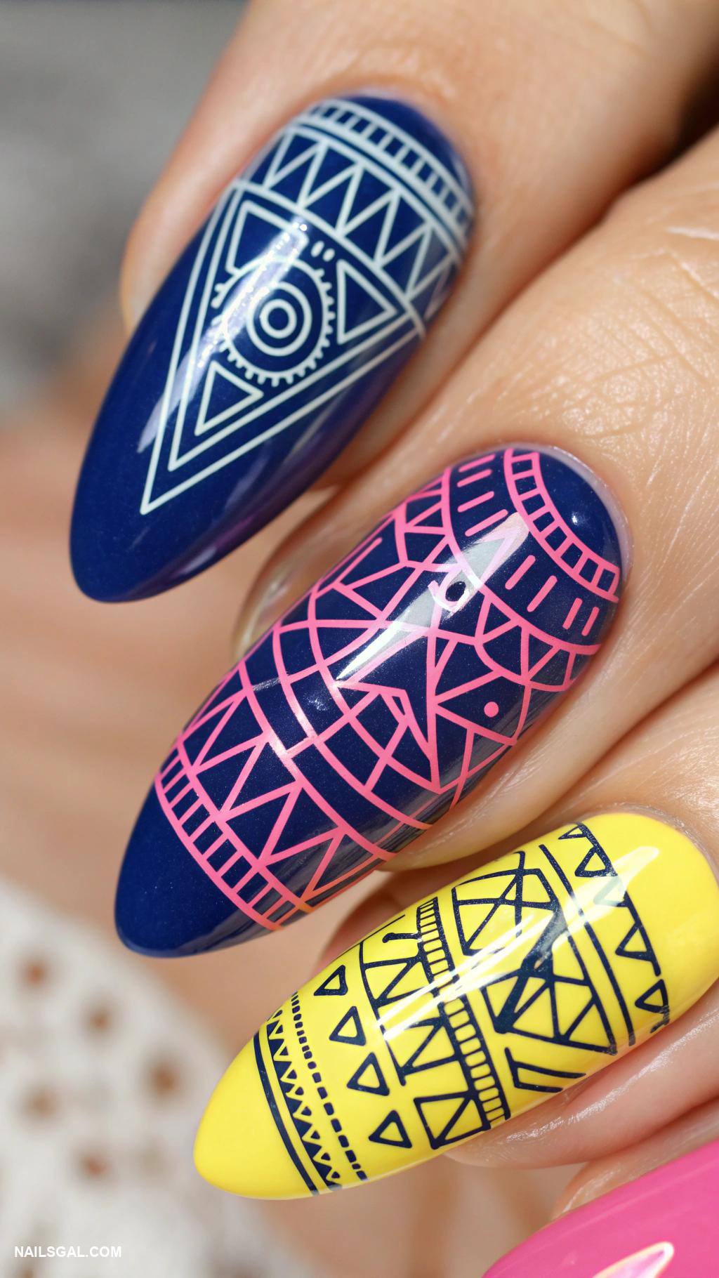 maine nails Geometric patterns in vibrant colors